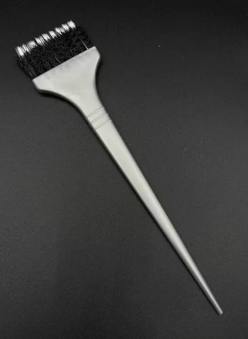 Proline Пензлик для фарбування (чорно-білий ворс, 9 рядів) JPP1418-1